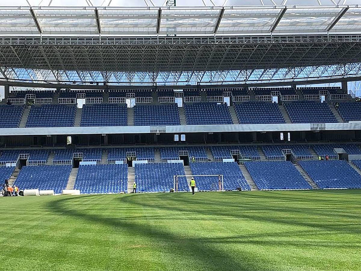 El campo de la Real Sociedad continúa afinando su puesta a punto para estar en las mejores condiciones para el próximo partido.