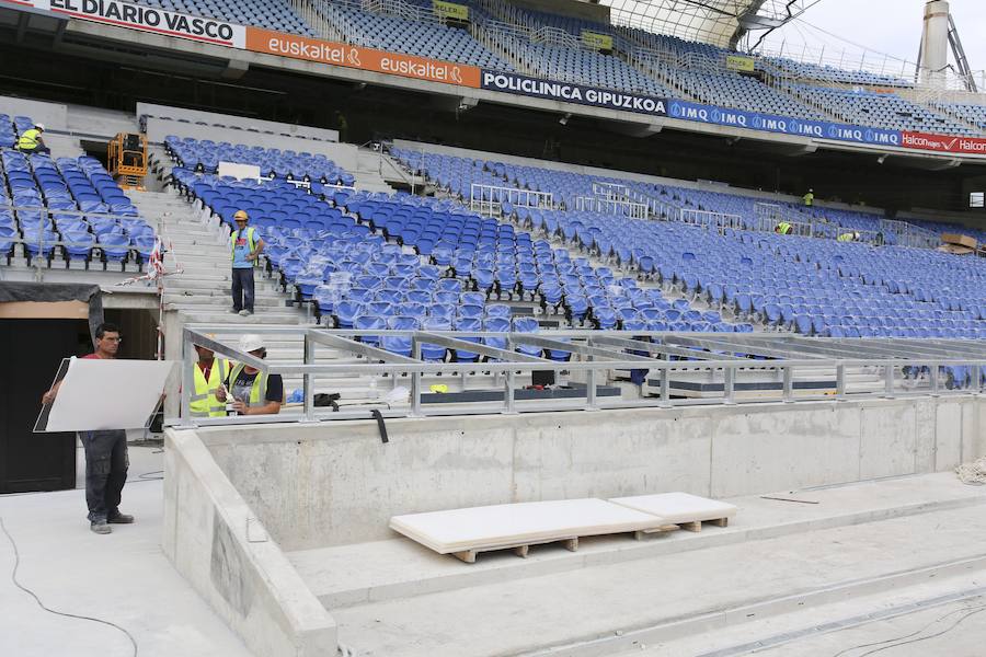Los operarios siguen trabajando a gran ritmo para que el estadio esté en las mejores condiciones posibles el sábado ante el Barcelona