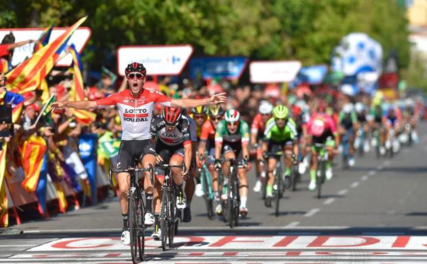 Jelle Wallays (Lotto-Soudal) celebra la victoria. 