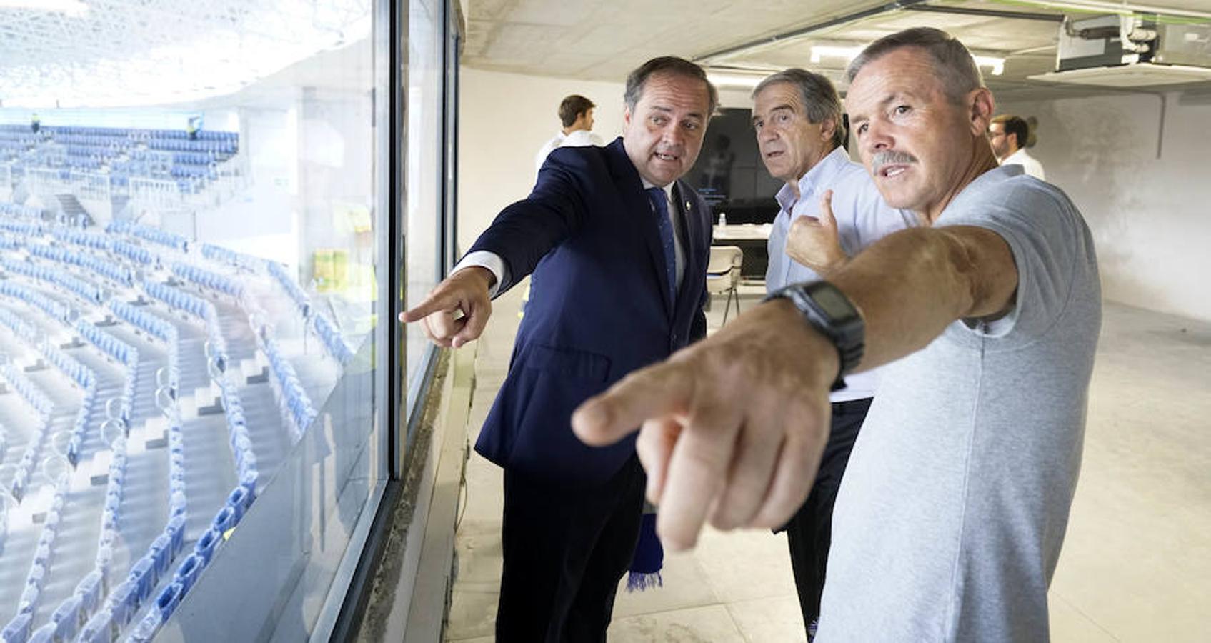 Arconada, Larrañaga, Rekarte, Prieto y Gorriz avalan el nuevo hogar txuri-urdin