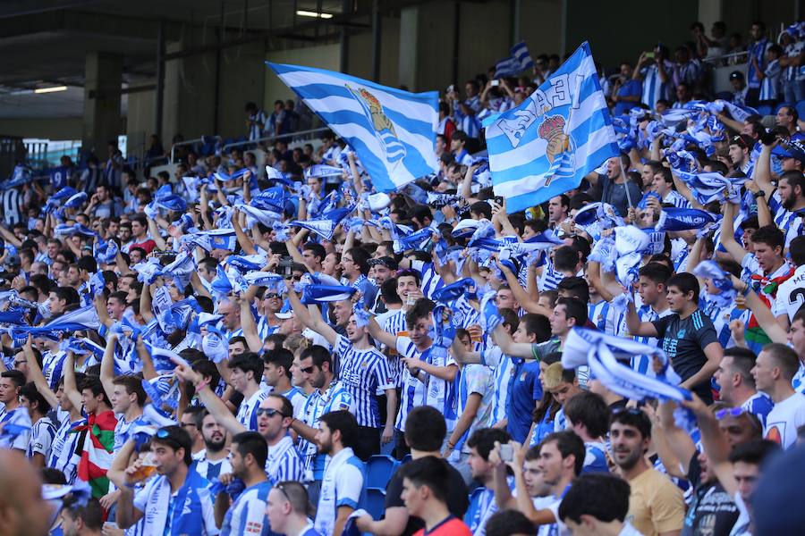 Casi 29.000 aficionados han llenado las gradas del nuevo ANoeta en su estreno