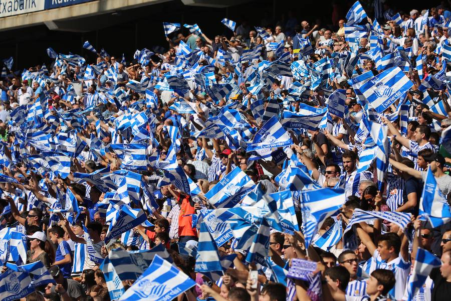 Casi 29.000 aficionados han llenado las gradas del nuevo ANoeta en su estreno