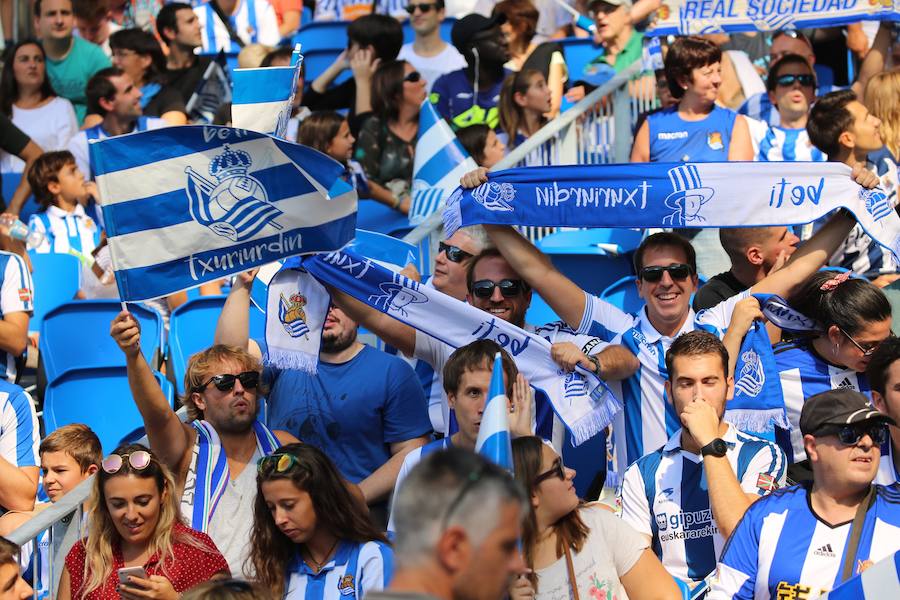 Casi 29.000 aficionados han llenado las gradas del nuevo ANoeta en su estreno