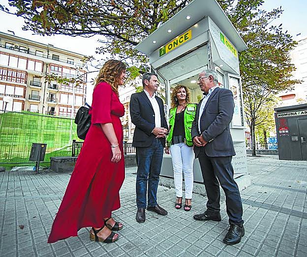 El nuevo quiosco se ha colocado en la calle Hondarribia. 