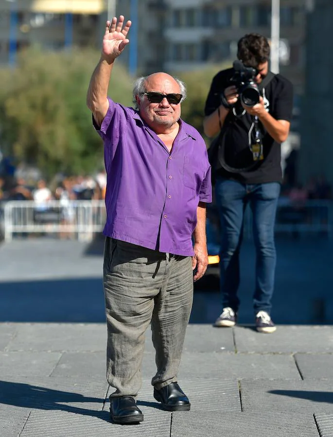 El actor, director y productor Danny DeVito es la estrella absoluta de la segunda jornada del Festival de Cine de San Sebastián, en la que recibe el Premio Donostia.