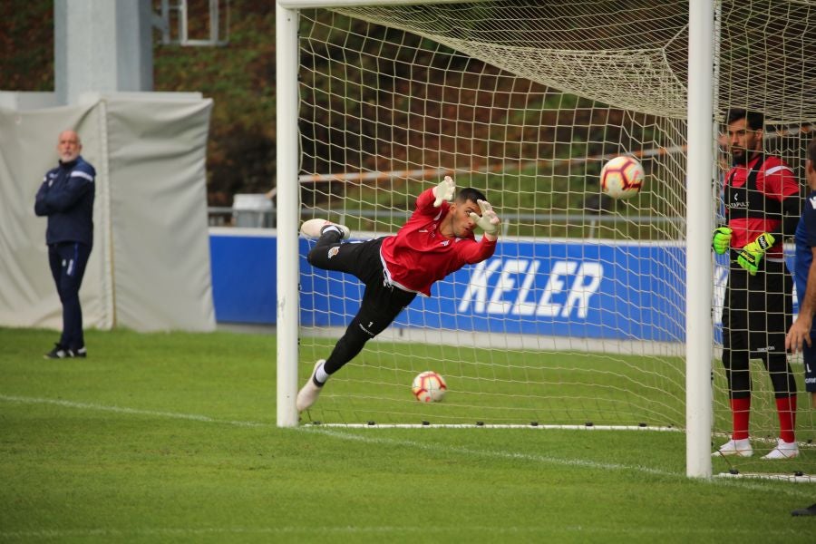 Entrenamiento de la Real Sociedad que este martes recibe al Rayo Vallecano en Anoeta. 