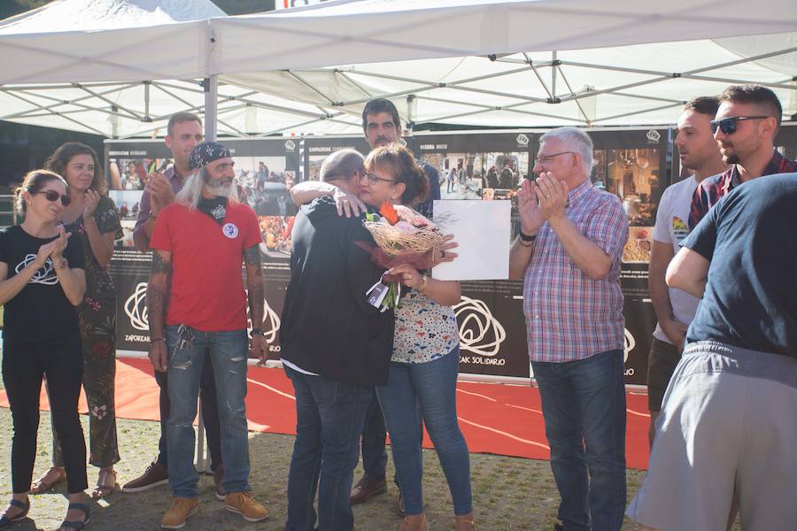 Los asistentes acabaron con los 10.000 pintxos que aportaron desinteresadamente restaurantes y bares