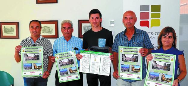 Presentación. Bosque, García, Zaballos, Mellado e Iglesias con los carteles de los 29 Encuentros. 