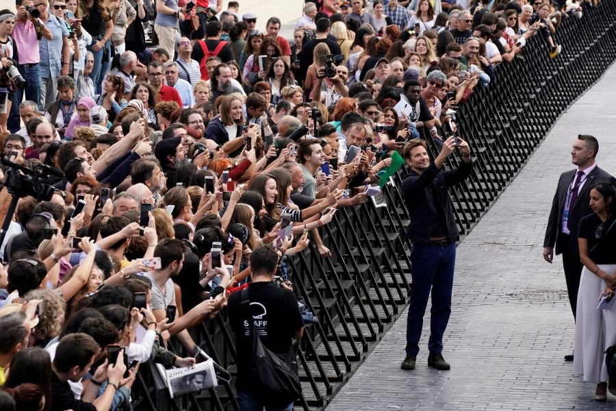 Bradley Cooper, tres veces nominado al Oscar como mejor actor, cierra la sección Perlas del Festival de San Sebastián con su opera prima como director, 'A star is born' 