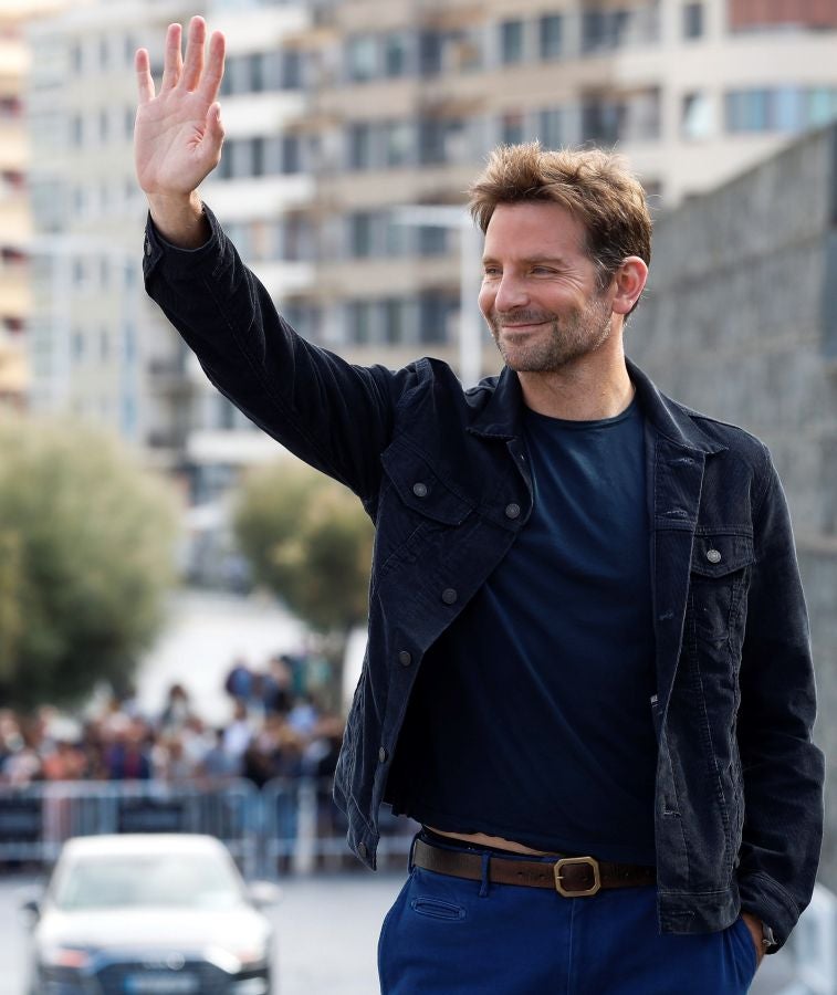 Bradley Cooper, tres veces nominado al Oscar como mejor actor, cierra la sección Perlas del Festival de San Sebastián con su opera prima como director, 'A star is born' 