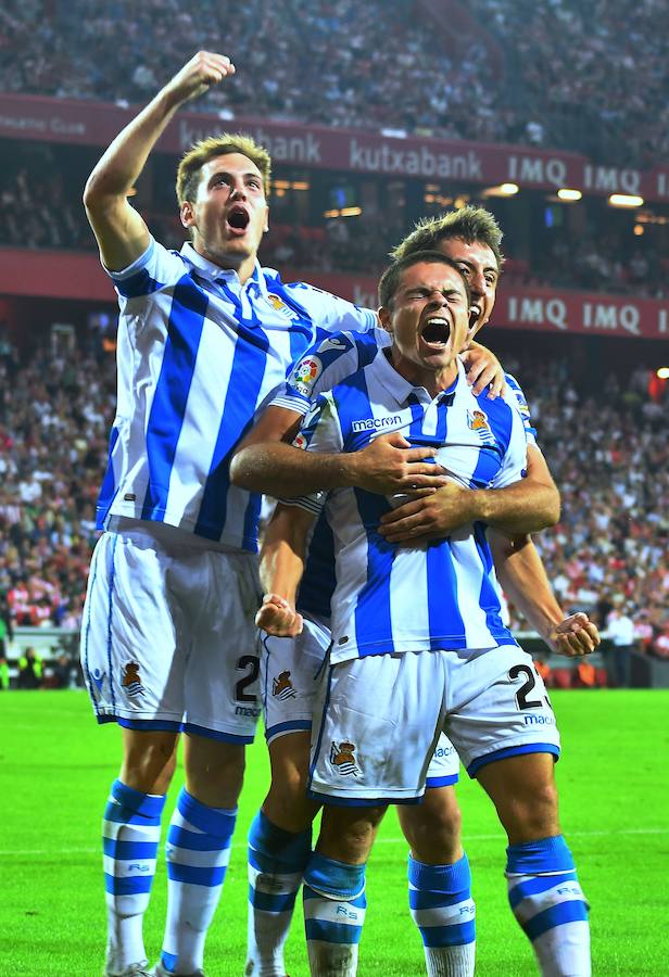 Derbi vasco disputado este viernes en San Mamés, que la Real se llevó con goles de Oyarzabal (2) y Sangalli