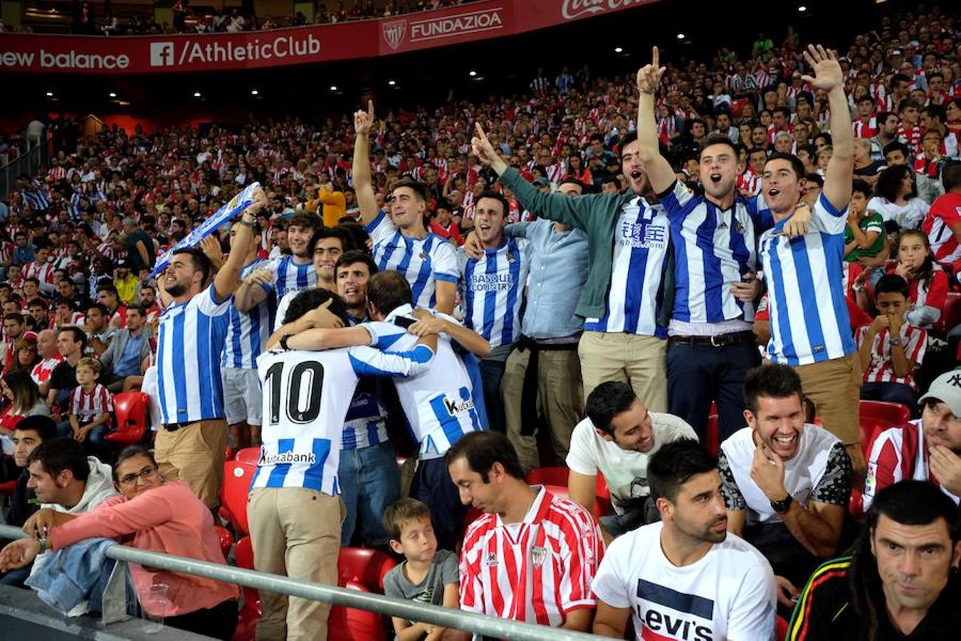 Derbi vasco disputado este viernes en San Mamés, que la Real se llevó con goles de Oyarzabal (2) y Sangalli