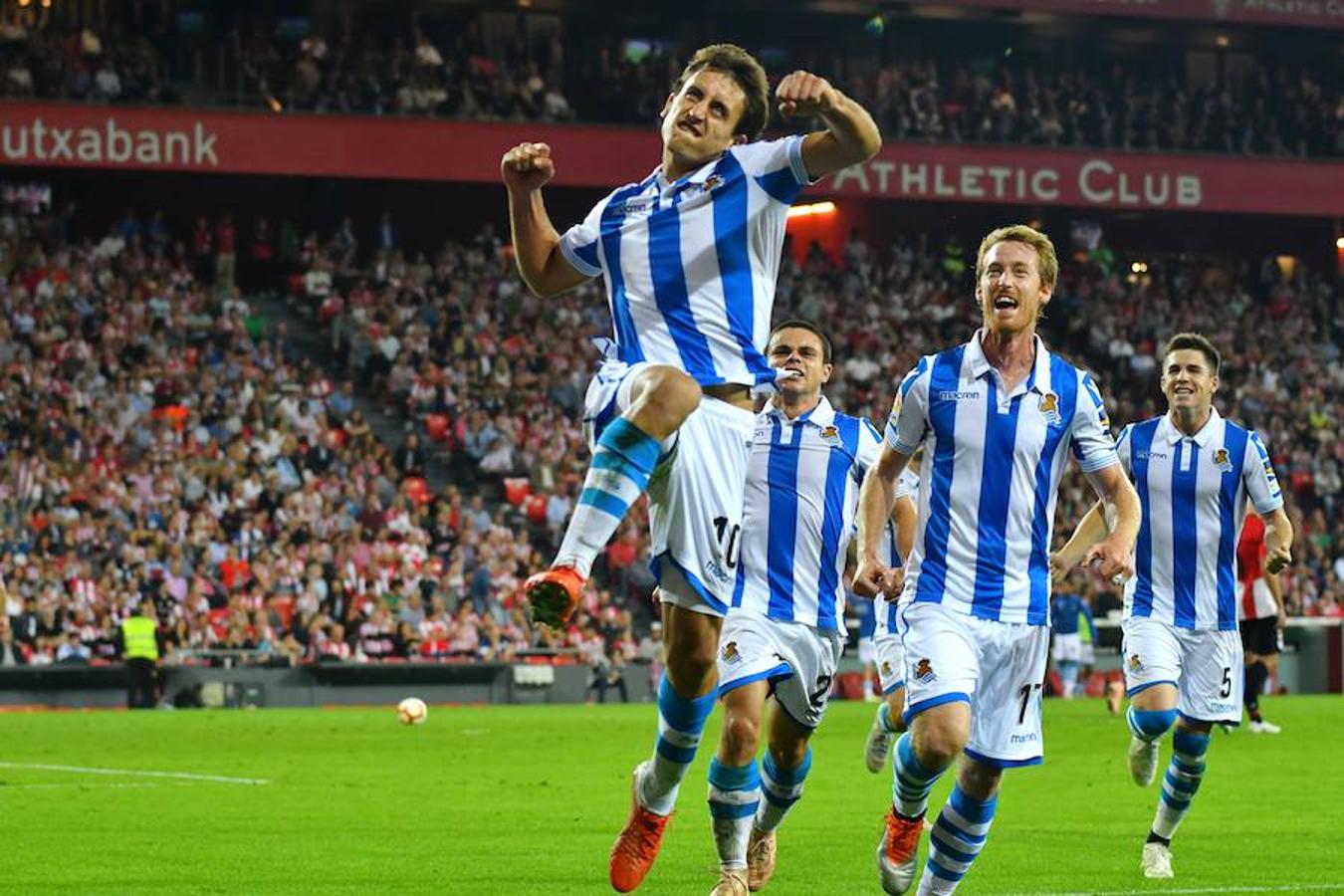 Derbi vasco disputado este viernes en San Mamés, que la Real se llevó con goles de Oyarzabal (2) y Sangalli