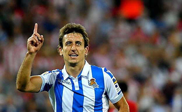 Oyarzabal celebra uno de sus goles. 