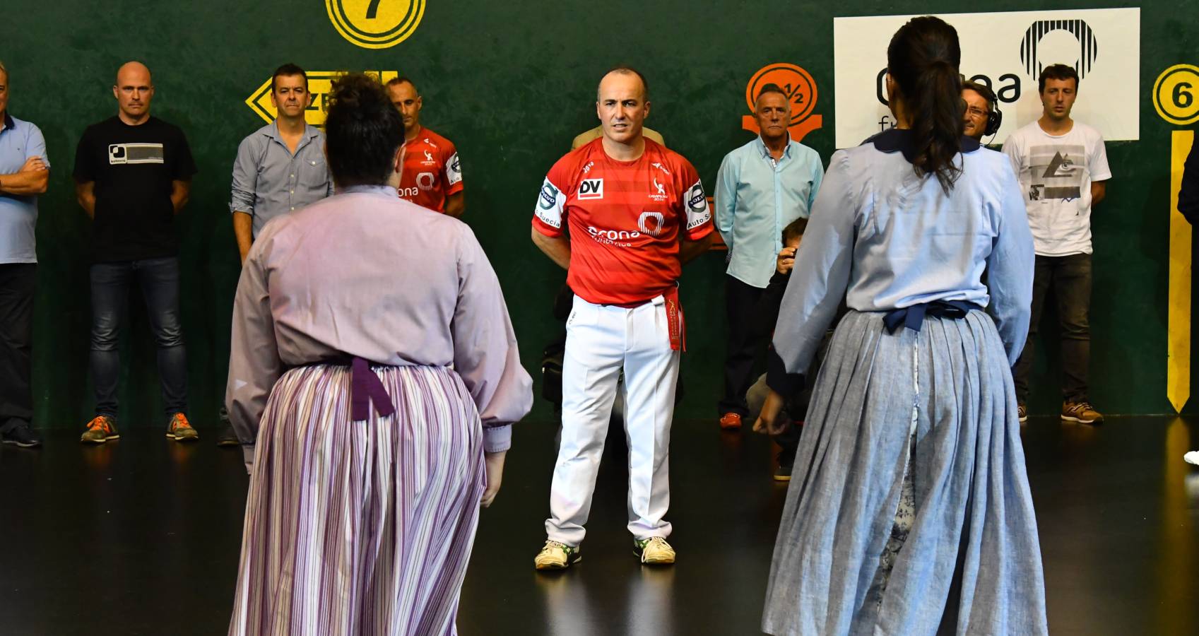 Galarreta despidió con una gran ovación al mejor remontista de la historia