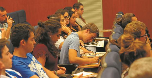 Portalea acoge el 'Climatón 2018', un evento en el que los estudiantes trabajan proyectos para mitigar el cambio climático y buscar un mundo más sostenible.