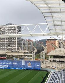 Imagen secundaria 2 - Evolución de las obras en el interior del estadio 