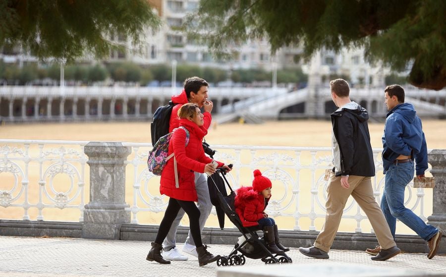 Euskadi está ya lista para el primer temporal del otoño. Viento, lluvia, nieve, olas... serán protagonistas cuando menos en las próximas 36 horas. 