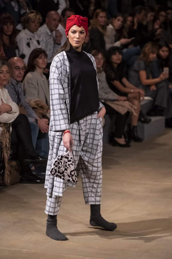 Otro año más, San Telmo se vuelve a vestir de gala para acoger una intensa jornada de desfiles en la que los diseñadores de prestigiosas marcas pueden mostrar sus nuevas creaciones. 