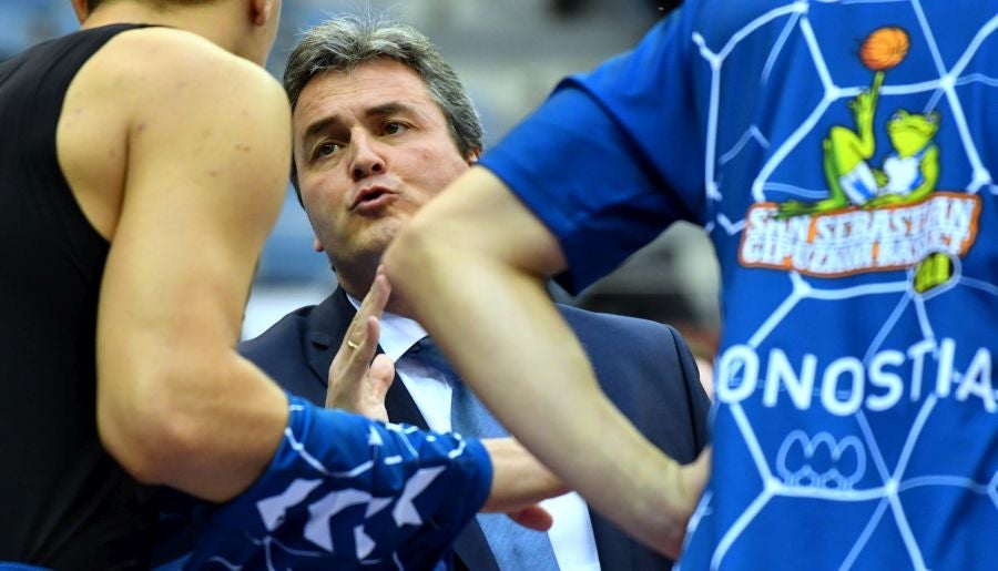 El GBC logra su primera victoria tras vencer con claridad esta tarde en Illunbe al Gran Canaria (74-63). 