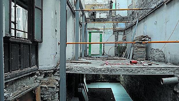 El vaciado del edificio permite ver el sótano que también se aprovechará. 