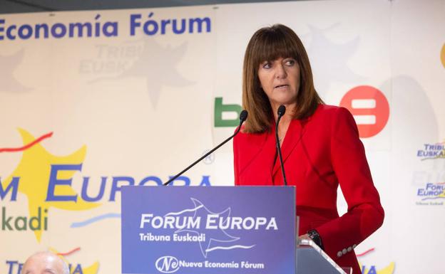 La secretaria general del PSE ha presentado en Bilbao una conferencia del delegado del Gobierno en el País Vasco, Jesús Loza. 