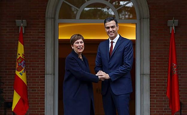 Uxue Barkos y Pedro Sánchez, en La Moncloa.