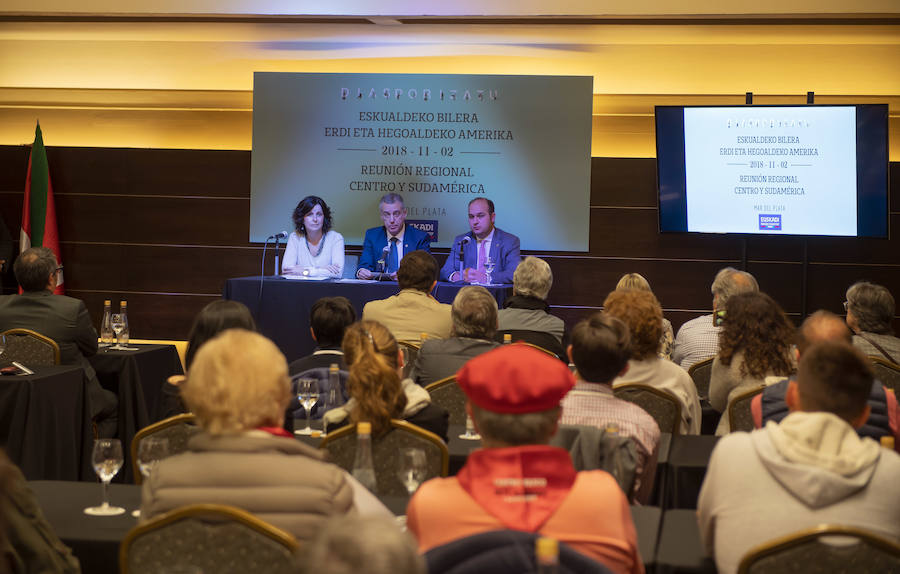 El Gobierno Vasco anuncia que habilita un espacio en el Archivo Histórico de Euskadi para recoger toda la memoria y actividad de las colectividades a lo largo de la historia