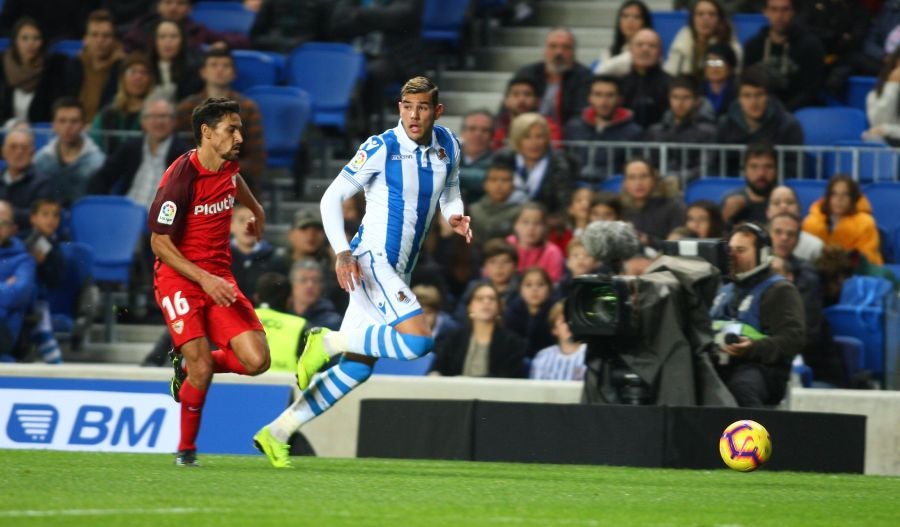 La Real Sociedad recibe al Sevilla con la imperiosa necesidad de lograr su primer triunfo en Anoeta. Sin emabrgo, tras un juego muy disputado, el equipo txuri-urdin no ha podido llevarse más que un punto. 