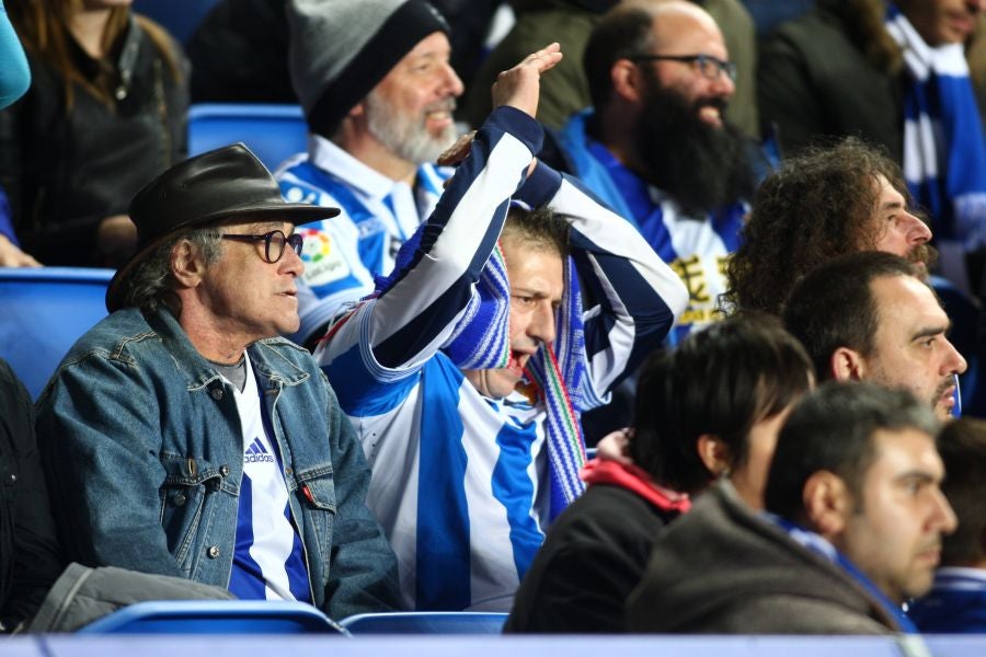 La Real Sociedad recibe al Sevilla con la imperiosa necesidad de lograr su primer triunfo en Anoeta. Sin emabrgo, tras un juego muy disputado, el equipo txuri-urdin no ha podido llevarse más que un punto. 