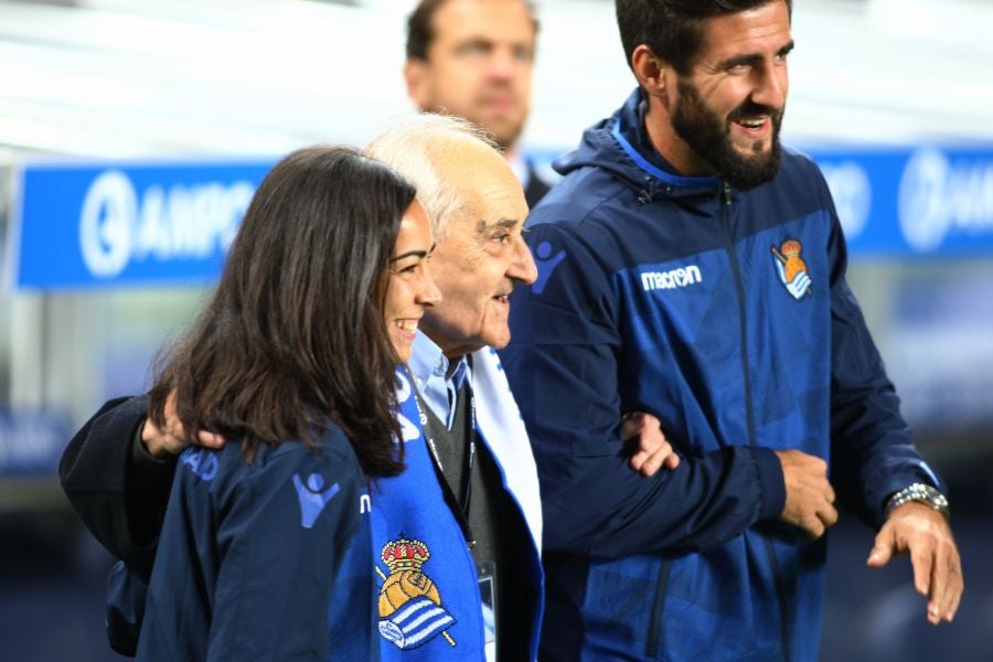 La Real Sociedad recibe al Sevilla con la imperiosa necesidad de lograr su primer triunfo en Anoeta. Sin emabrgo, tras un juego muy disputado, el equipo txuri-urdin no ha podido llevarse más que un punto. 