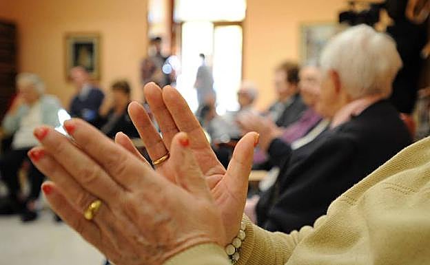 Aurreneko edizioko argazkia, Bergarako egoitza batean egina.