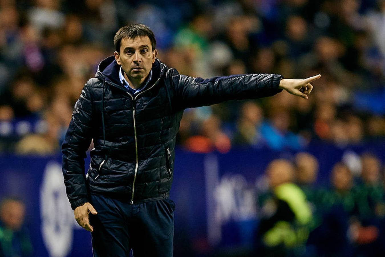 El equipo txuri-urdin juega en el campo del conjunto valencianista