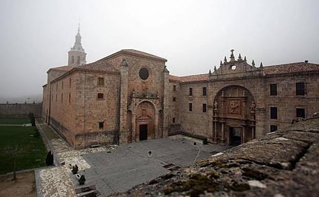 Las primeras palabras escritas que se conservan en euskera están en el Monasterio de San Millán de la Cogolla. 