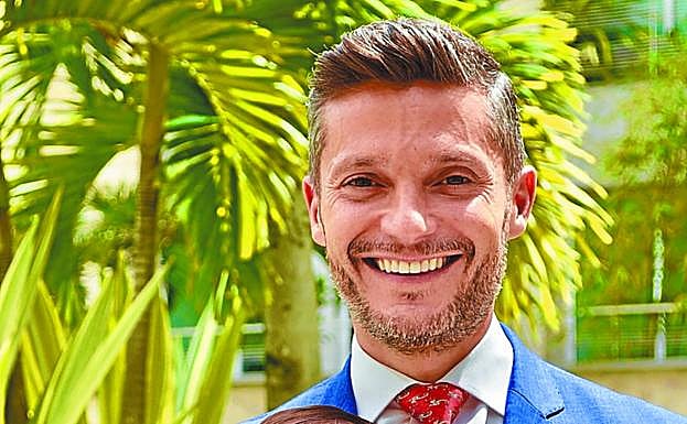 Emocionados. «Cuando vimos nuestros tres embriones se nos cayeron las lágrimas».