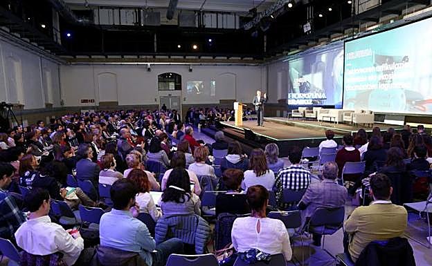 Asistentes al Congreso Adinberri. 