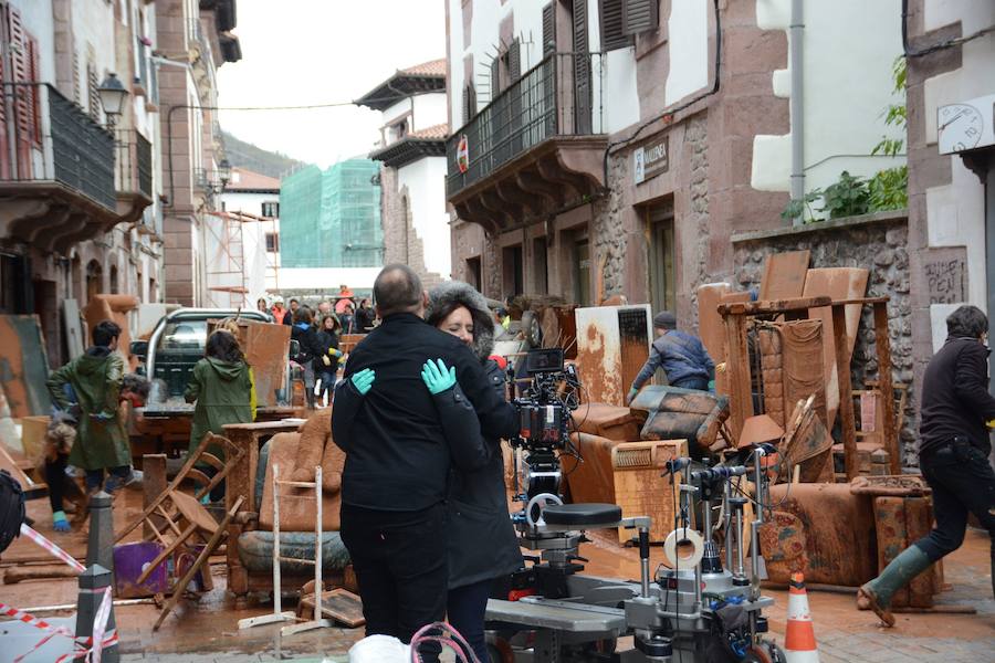 Elizondo acoge estos dias el rodaje de las dos últimas películas de la Trilogía de Baztan, 'Legado en los huesos' y 'Ofrenda a la Tormenta'.