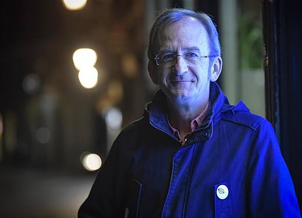 Kike Amonarriz, aste honetan Tolosan. Pozik eta baikor.