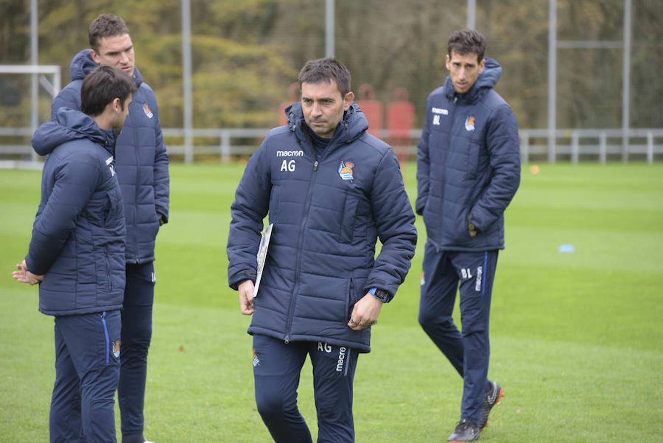 Los de Asier Garitano han efectuado el último entrenamiento de la semana antes de medirse este domingo al Betis en Sevilla
