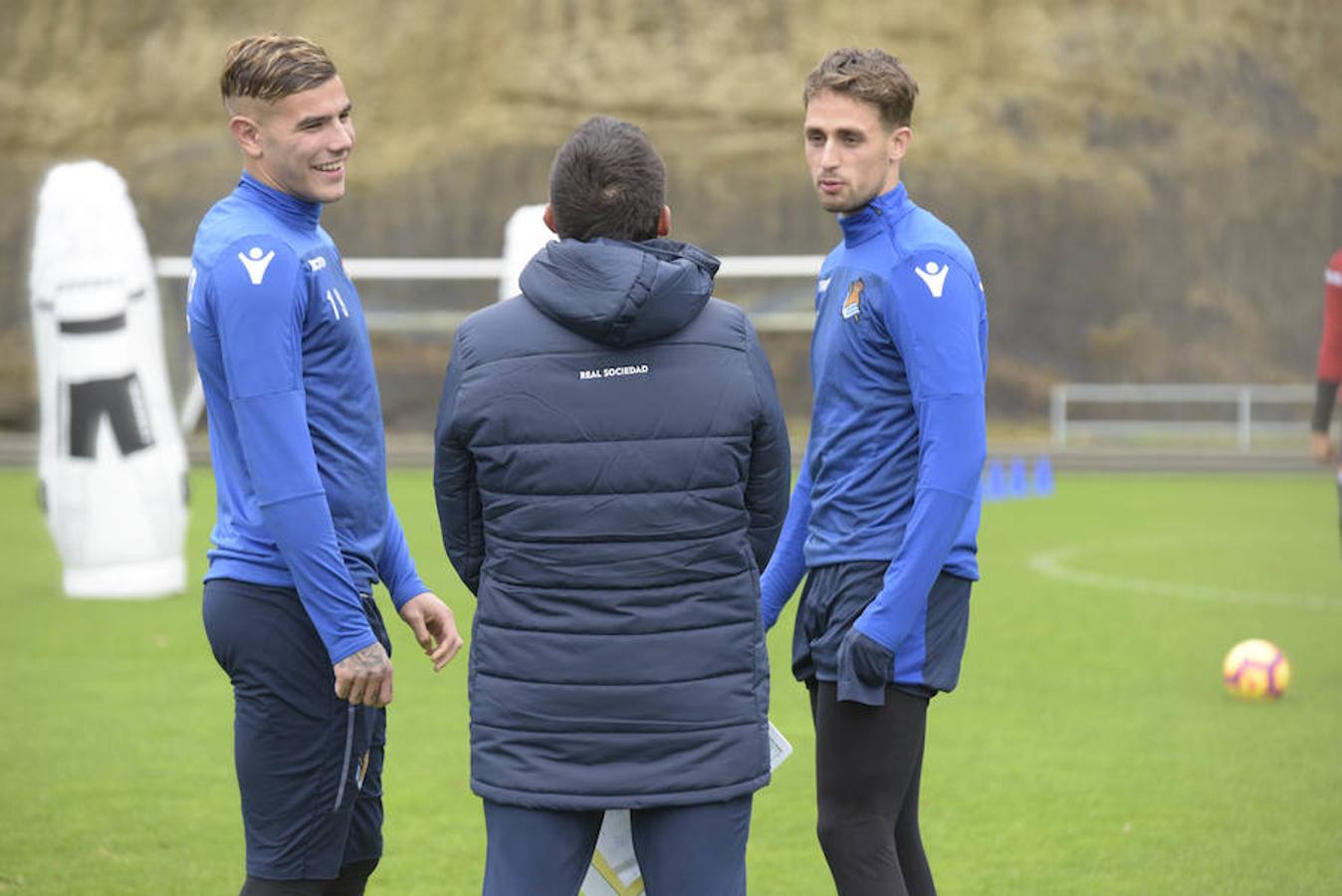 Los de Asier Garitano han efectuado el último entrenamiento de la semana antes de medirse este domingo al Betis en Sevilla