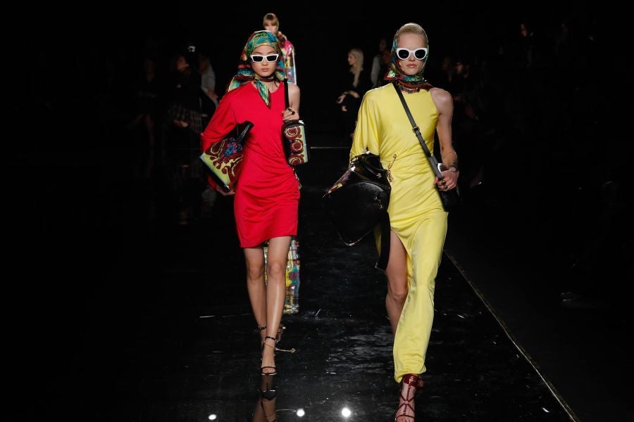 Muchas caras conocidas en el último desfile de Versace para la temporada de otoño de 2019