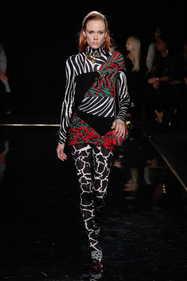Muchas caras conocidas en el último desfile de Versace para la temporada de otoño de 2019