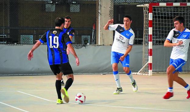 Goleada. El Bar Buenetxea goleó (1-13) al Academia Londres. 