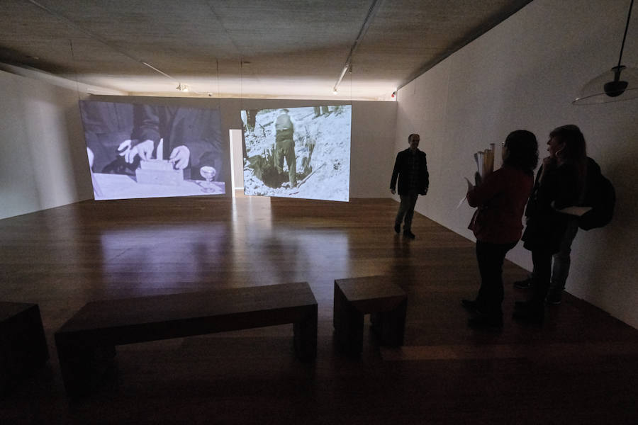 Fotos: Exposición sobre el Padre Laburu, en San Telmo