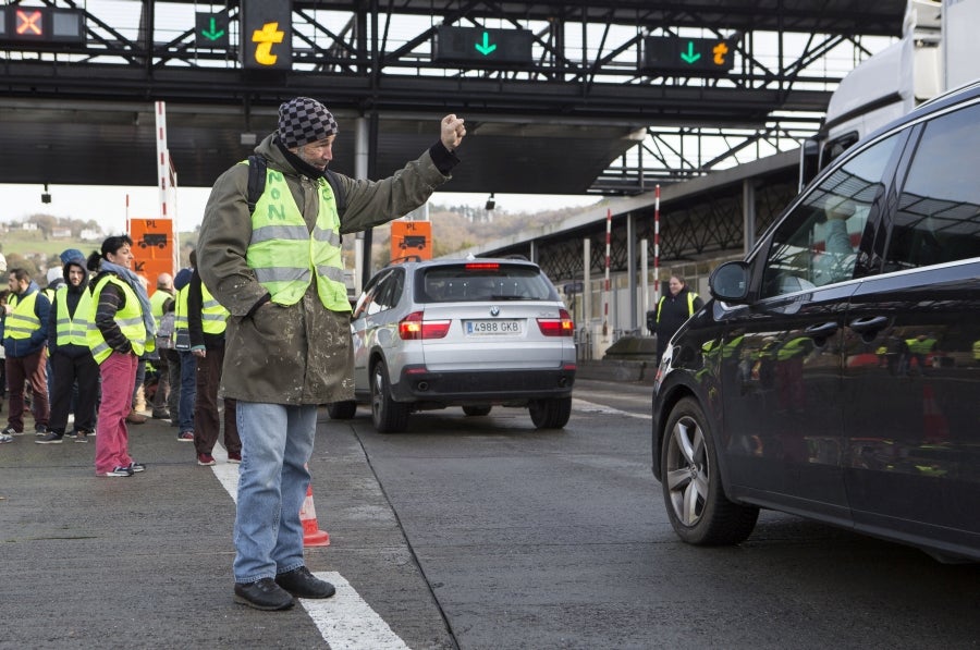 La protesta de los 'chalecos amarillos' en Francia está dejando sus consecuencias a este lado de la frontera.