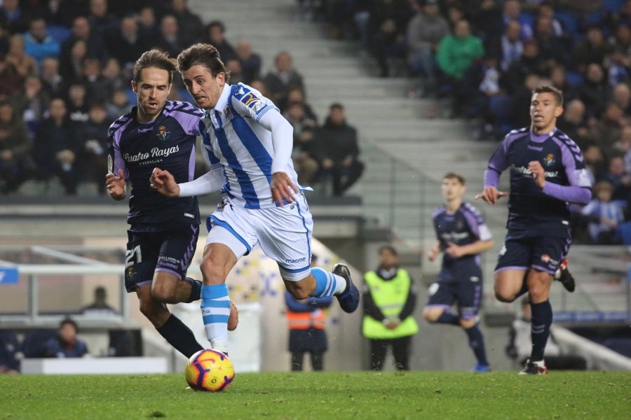 Los txuri-urdin se volcaron contra la portería rival sin ser capaces de materializar las numerosas ocasiones de gol (1-2). 