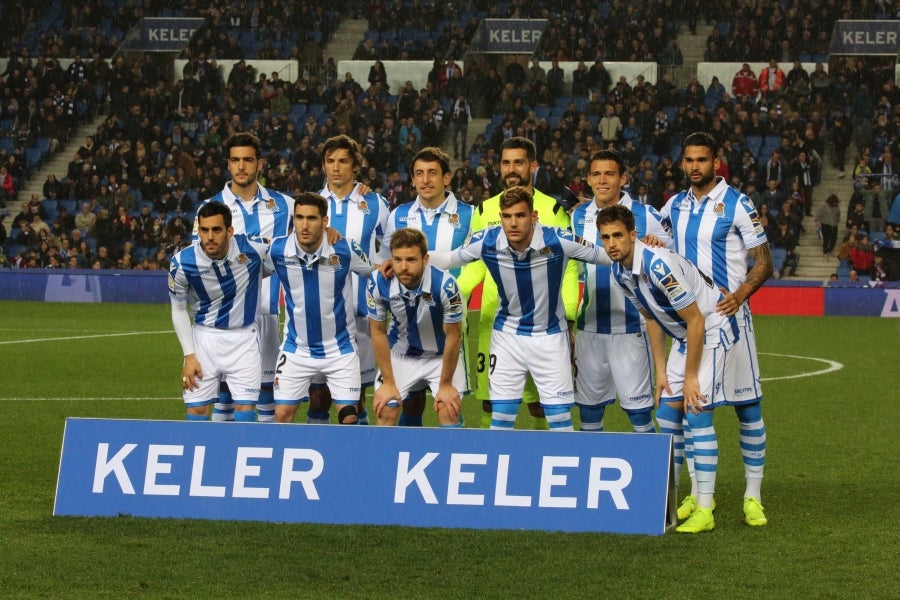 Los txuri-urdin se volcaron contra la portería rival sin ser capaces de materializar las numerosas ocasiones de gol (1-2). 