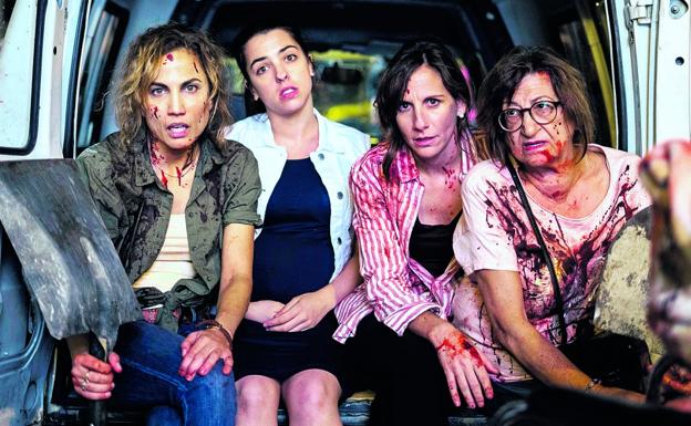 El elenco de la serie está encabezado por Toni Acosta, Nuria Herrero, Malena Alterio y Mamen García. 