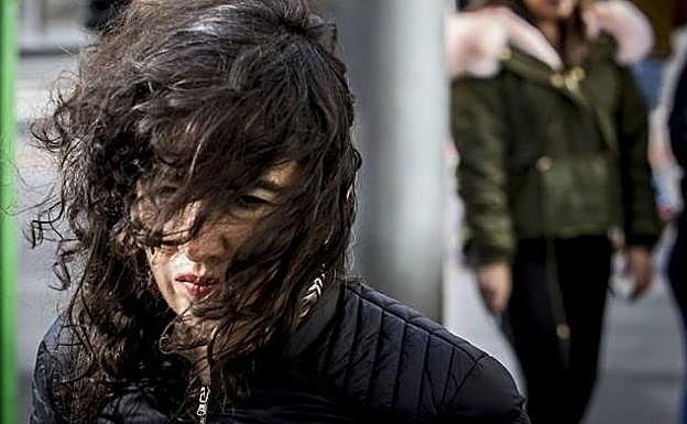 Sigue el aviso amarillo por viento, con rachas de 144 km/h en Matxitxako y de 91 en Jaizkibel