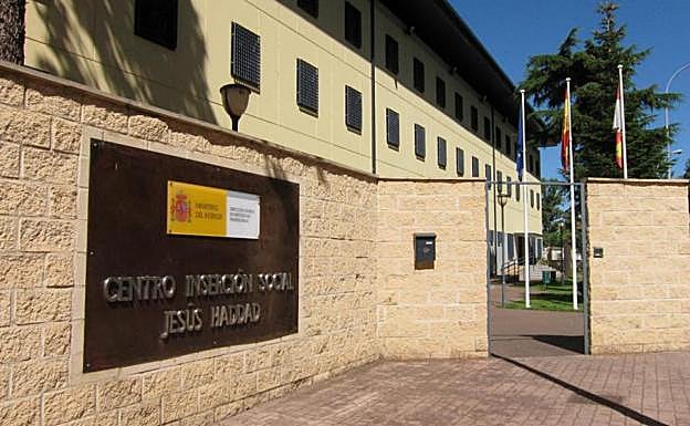 Exterior de la cárcel de León.